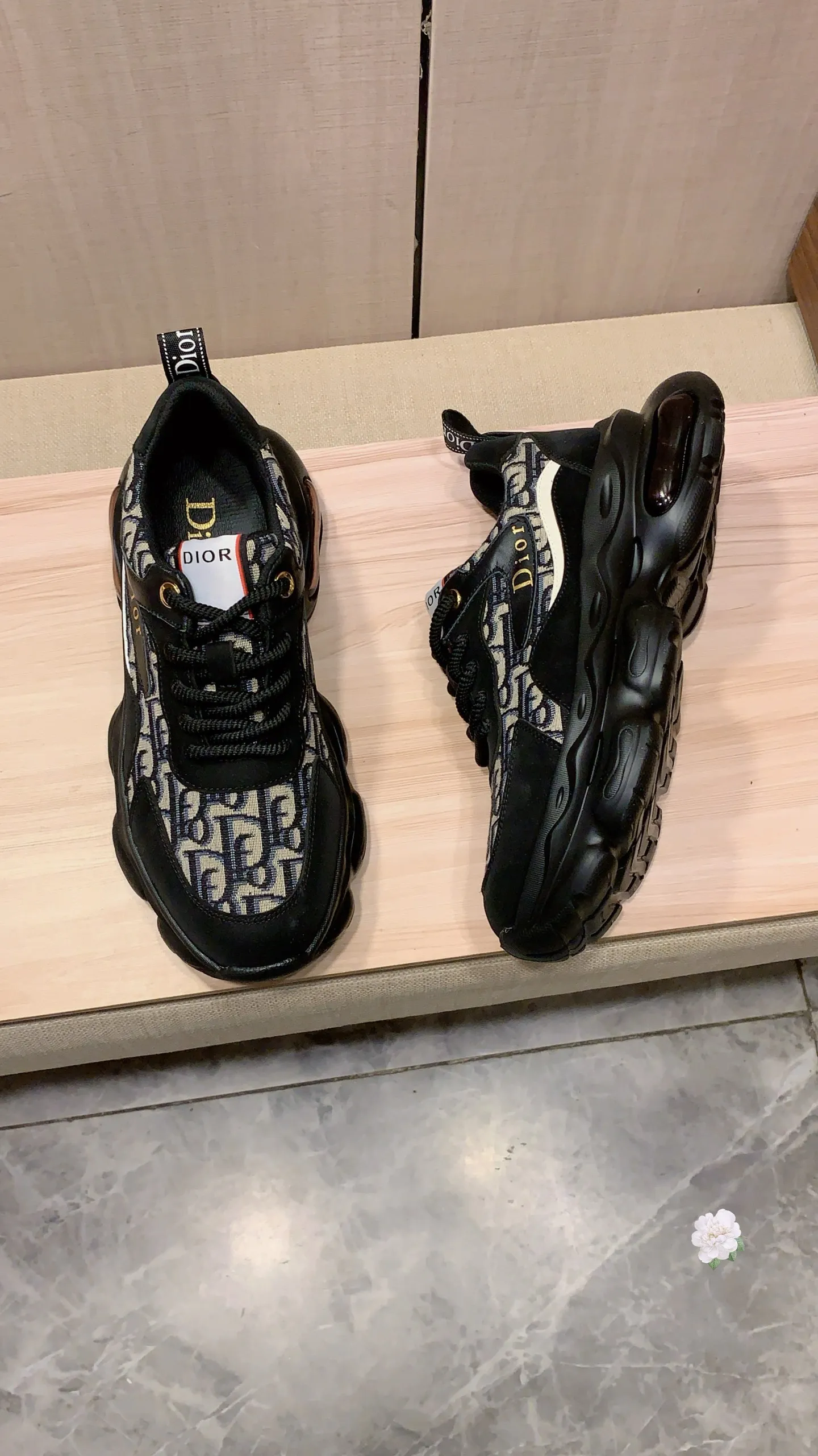 Men's men's shoes💰460💰💰🎩🎩[Lightning][Lightning] "Dior DIOR*" latest • popular casual shoes, top brand [seduce] luxury ~ purchasing agency, top ~ quality. [Strong] The upper is made of imported breathable cowhide with material ➕ breathable sheepskin feet (•) and fine workmanship. The original stylish and stylish soft rubber wear-resistant and non-slip outsole is light and comfortable on the feet. The real thing looks better when photographed in person. 012: code: 38-44, 2️⃣ colors selected